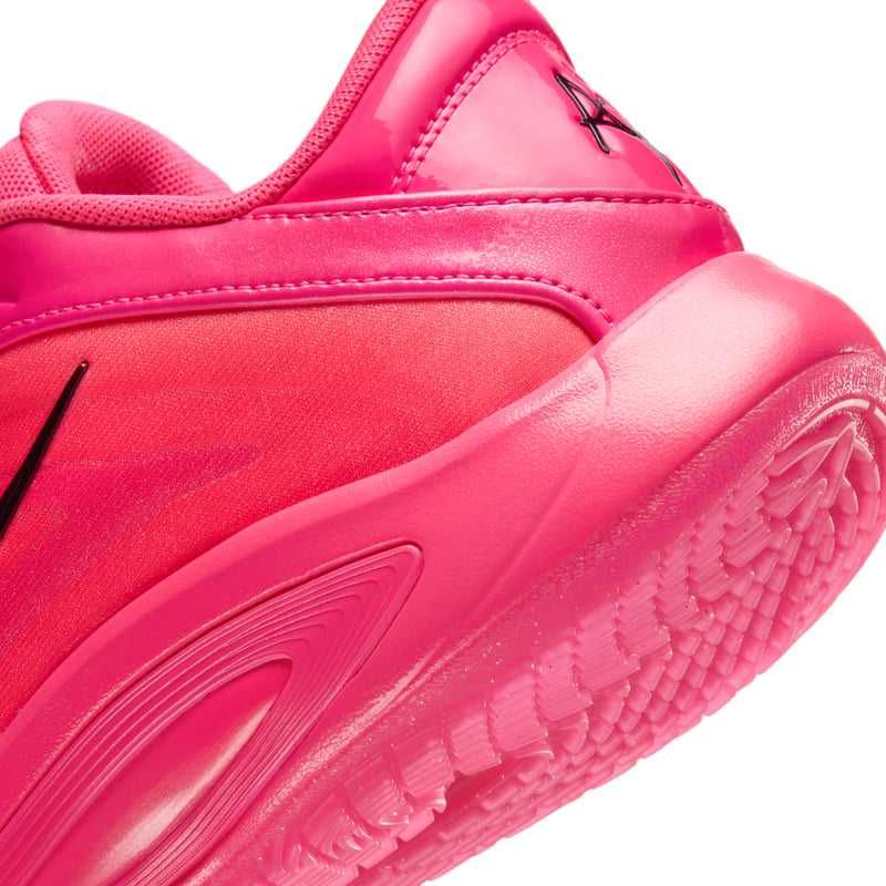 Nike A'One FZ8605-610 08