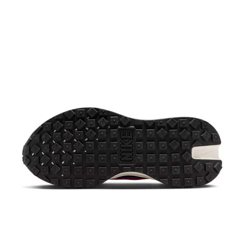 Nike Phoenix Waffle FD2196-400 03