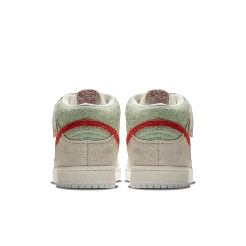 Nike SB Dunk Mid AQ2207-163 06