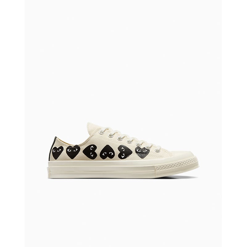 Converse Chuck 70 Low x Comme des Garçons PLAY ‘Multi Heart’ A08150C 01