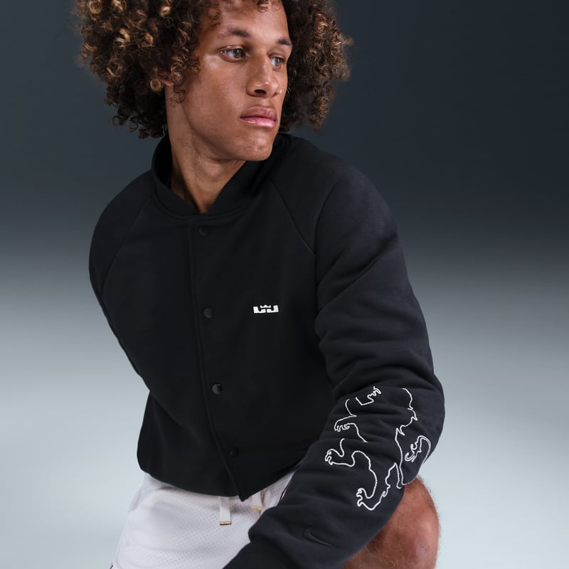 Nike LeBron Standard Issue Therma-FIT Filled Jacka "Black & Sail" | Män | Basket | 03 | SPORTSHOWROOM