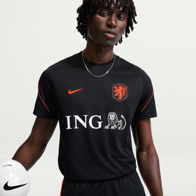 Nike Netherlands Strike Dri-FIT IB4977-010 03