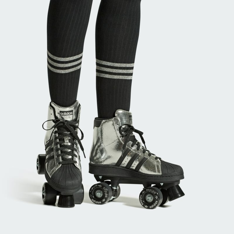 adidas Superstar 82 Roller Skates JH5522 02