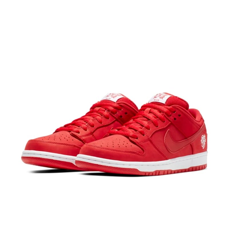 Nike SB Dunk Low Pro QS x Girls Don't Cry BQ6832-600 05
