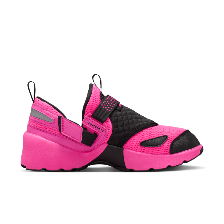 Jordan Trunner LX HQ2164-600 03