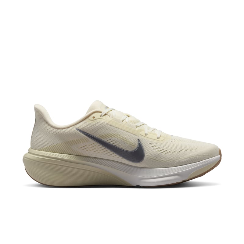 Nike Pegasus 42 hardloopschoenen "Coconut Milk & Light Khaki" | Heren | Hardlopen | 03 | SPORTSHOWROOM