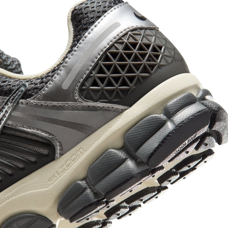 Nike Zoom Vomero 5 IM3486-001 08