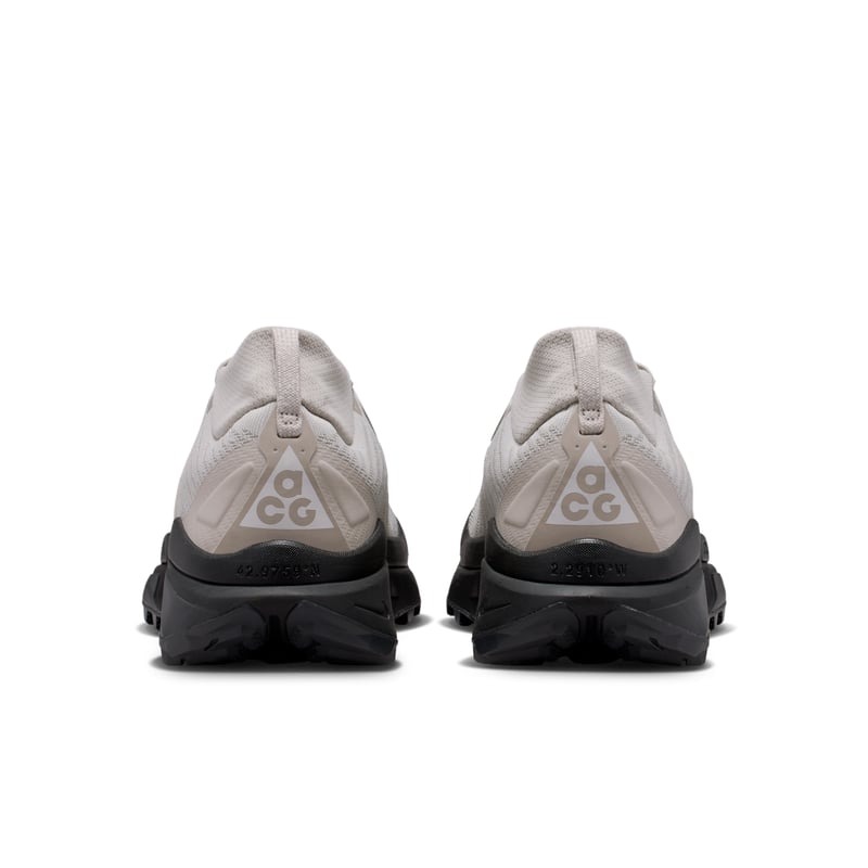 Nike ACG Zegama terrengløpesko "Cream II & Black" | Dame | Utendørs | 06 | SPORTSHOWROOM