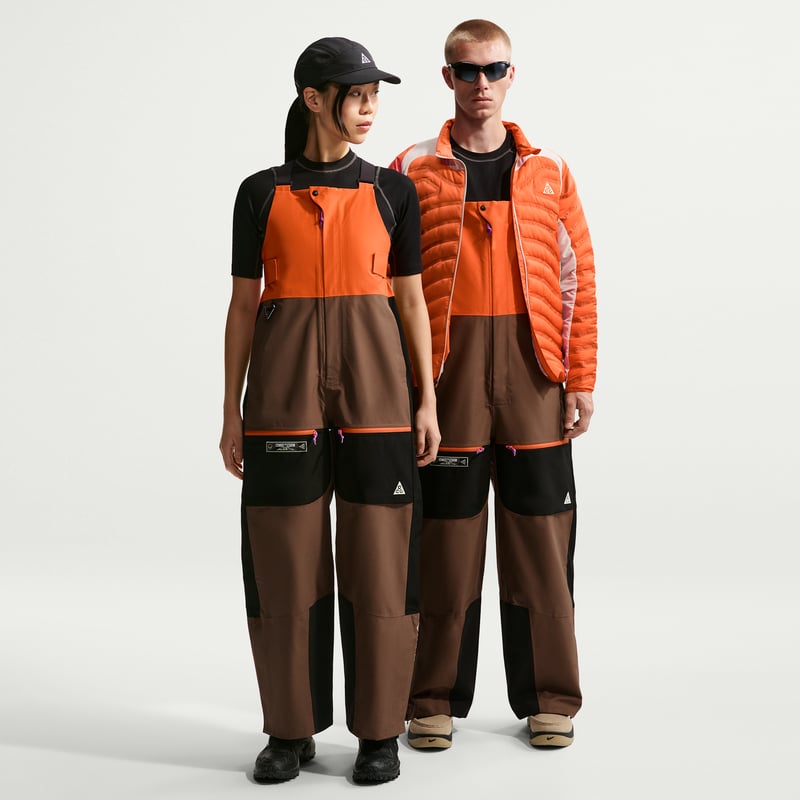 Nike ACG 'Mystery Lights' Storm-FIT ADV Bibs Bukse "Safety Orange & Mosswood Brown" | Herre | | 01 | SPORTSHOWROOM