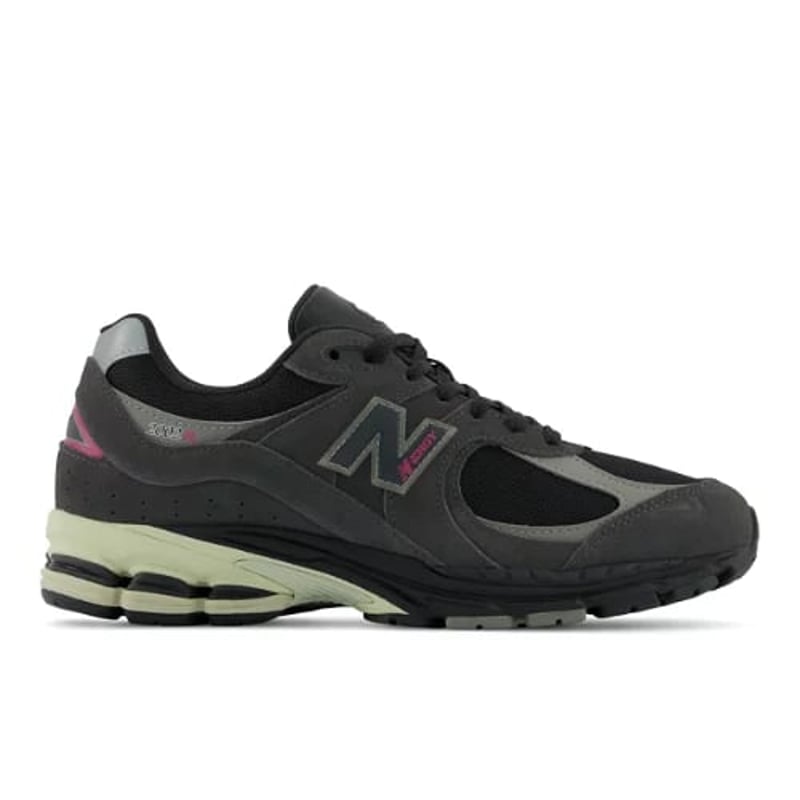New Balance 2002R M2002RGV 01