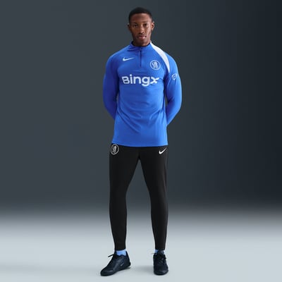 Pantaloni Nike Chelsea F.C. Strike Third Dri-FIT Total 90 Knit "Black & Field Silver" | Uomo | Calcio | 01 | SPORTSHOWROOM