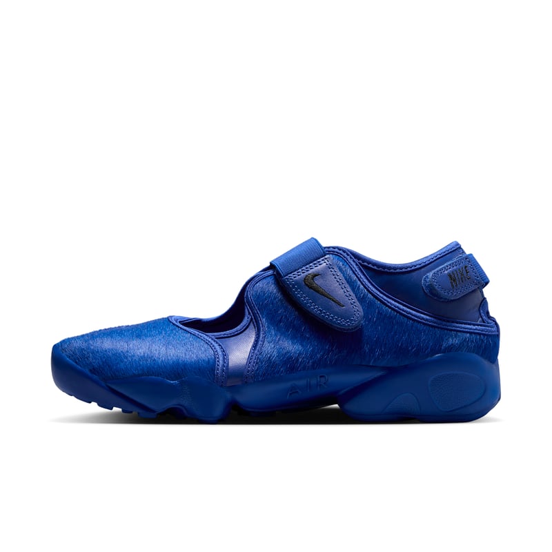 Baskets Nike Air Rift ‘Pony Hair’ "Old Royal" | Femme | Sportstyle | 01 | SPORTSHOWROOM