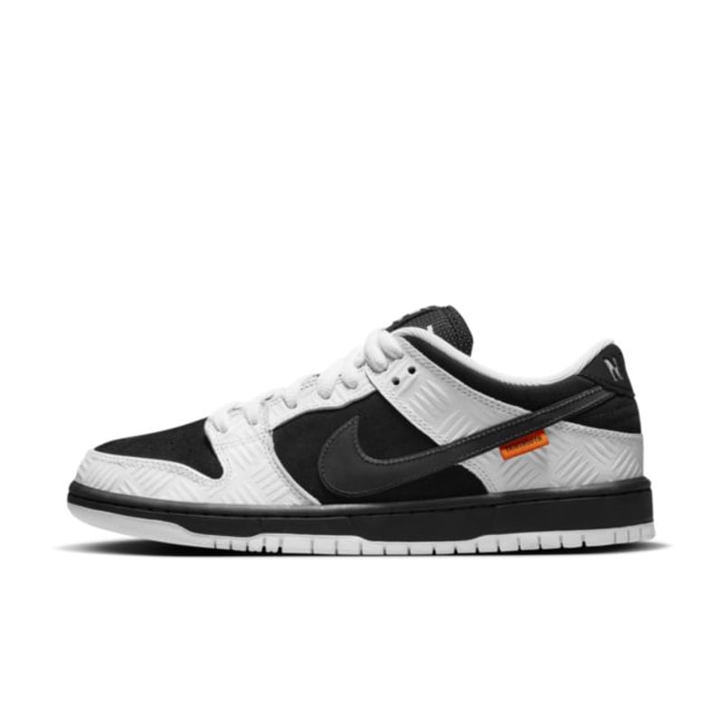 Nike SB Dunk Low x TIGHTBOOTH FD2629-100 01