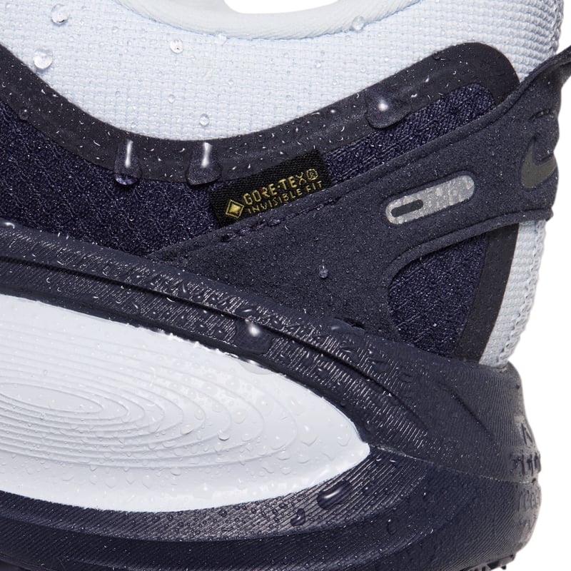 Nike Vomero 18 GORE-TEX løpesko "Football Grey & Metallic Dark Grey" | Herre | Løping | 10 | SPORTSHOWROOM