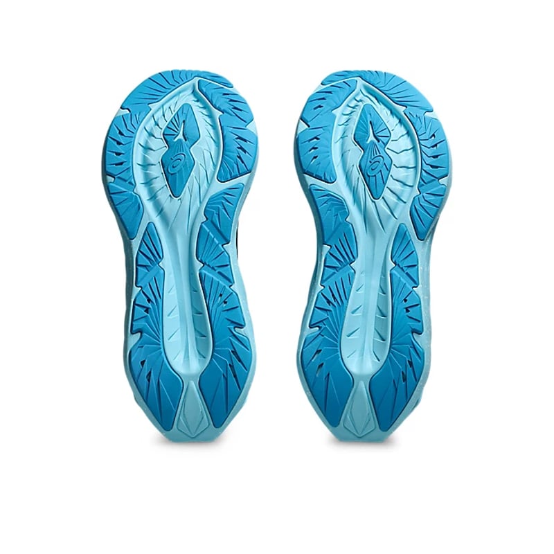 ASICS Novablast 4 1011B900-001 07