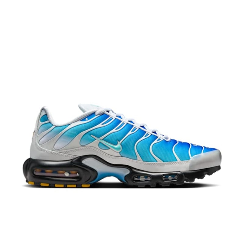Nike Air Max Plus x One Block Down FZ3308-400 03