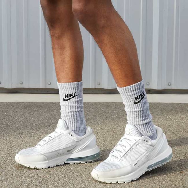 Nike Air Max Pulse DR0453-101 02