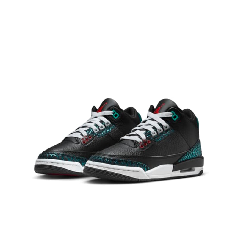 Jordan 3 Retro FV5437-001 04