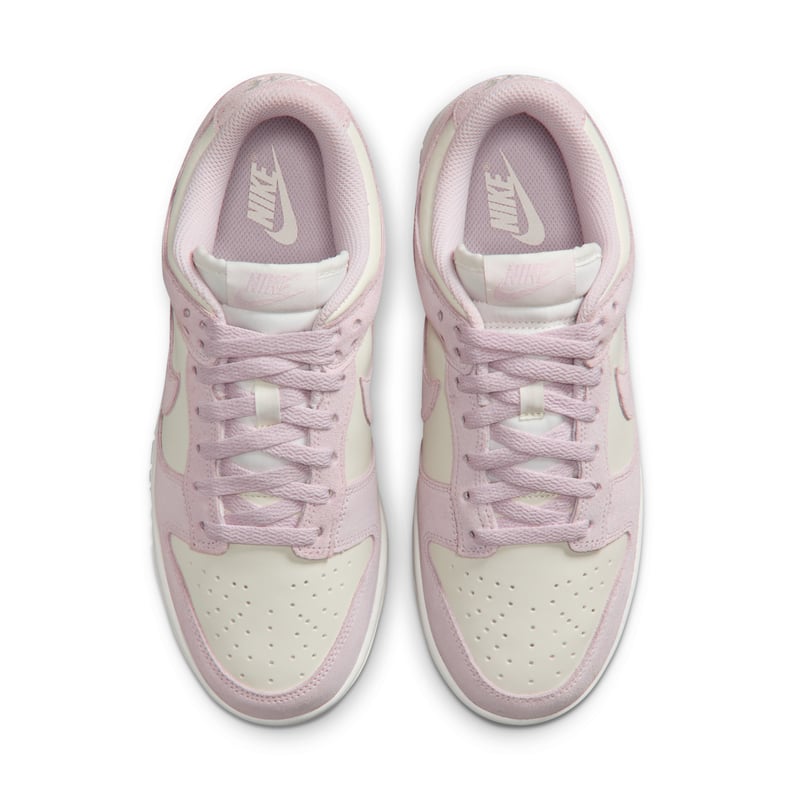 Nike Dunk Low Suede sko "Pearl Pink & Sail" | Dame | | 04 | SPORTSHOWROOM
