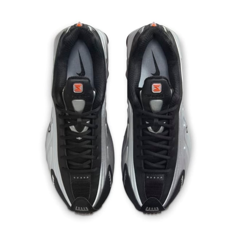 Nike Shox R4 BV1111-008 04