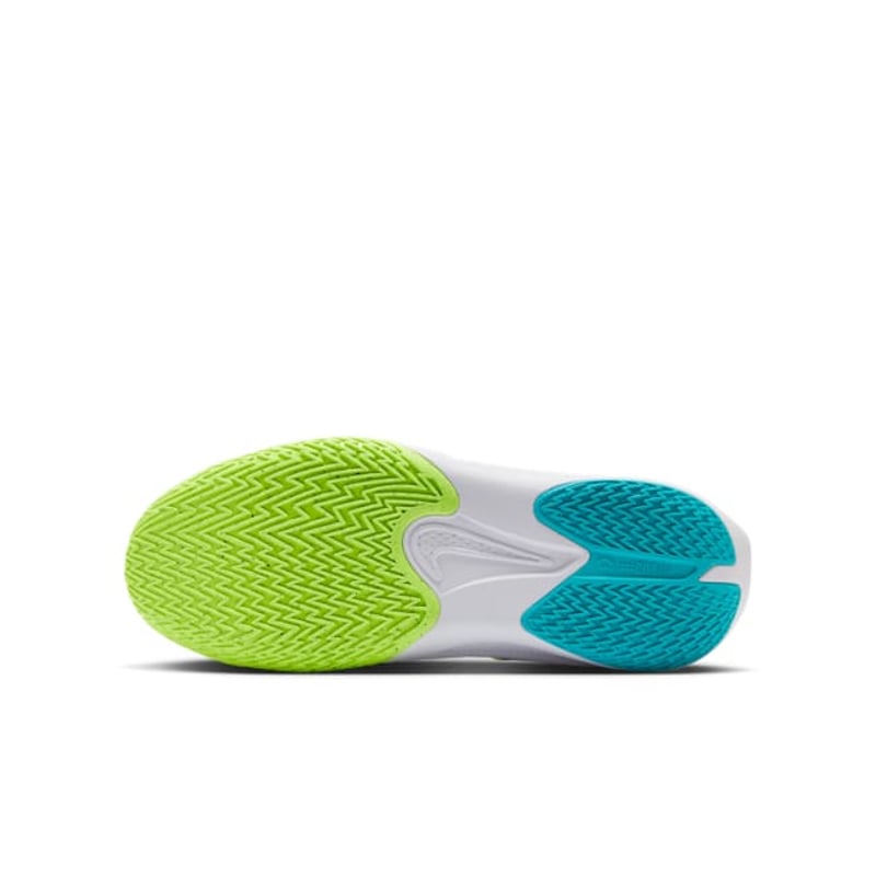 Nike G.T. Cut 3 SE HJ3903-100 02