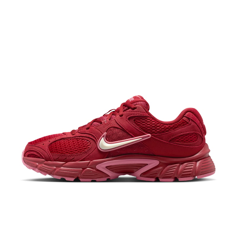 Nike V5 RNR trainers "Team Crimson & Soft Pearl" | Women | SportStyle | 01 | SPORTSHOWROOM