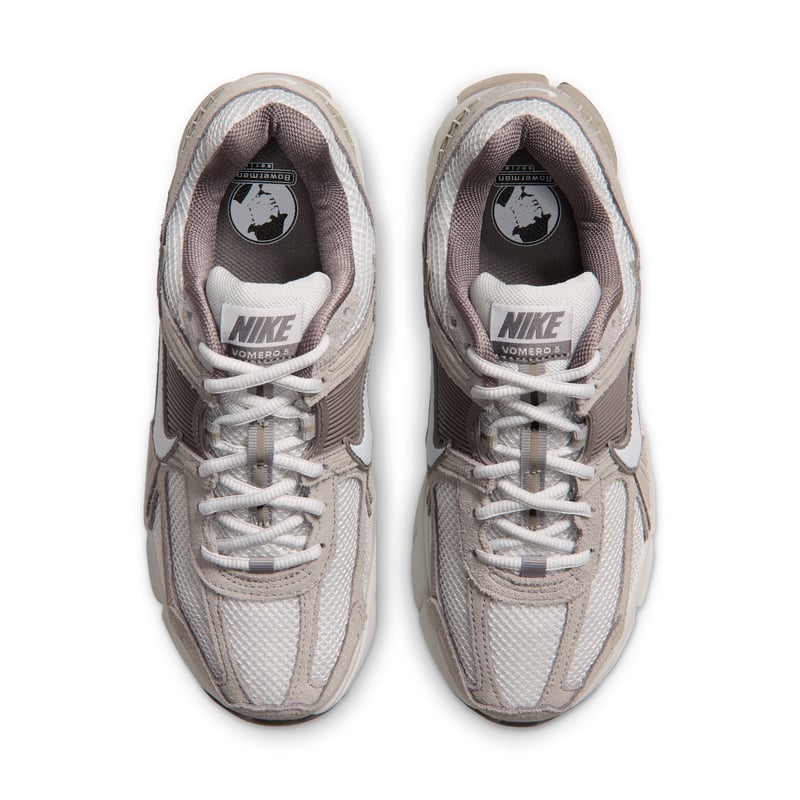 Sneakersy Nike Zoom Vomero 5 "Vast Grey & Enigma Stone" | Kobiety | Sportstyle | 04 | SPORTSHOWROOM