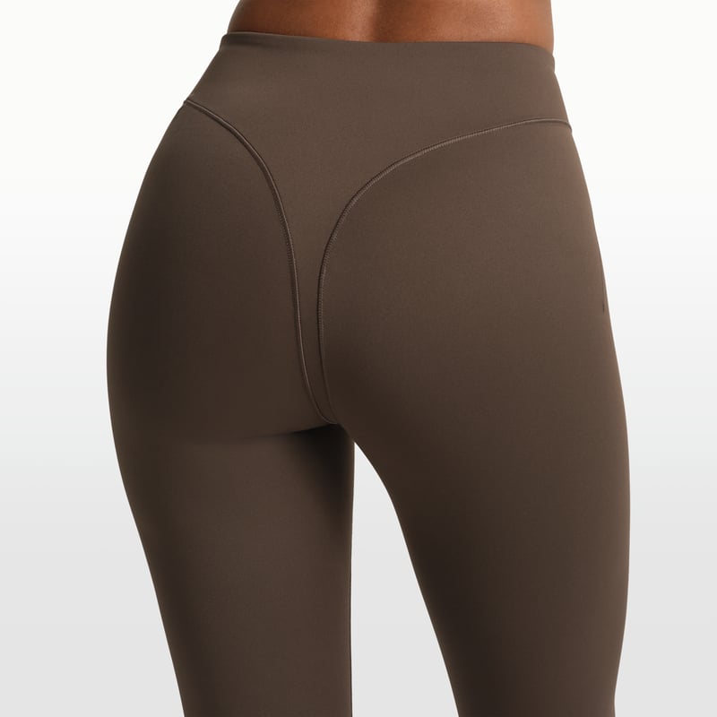 NikeSKIMS Matte Stirrup IR5076-233 03