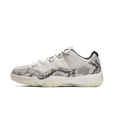 Jordan 11 Retro Low CD6846-002 01