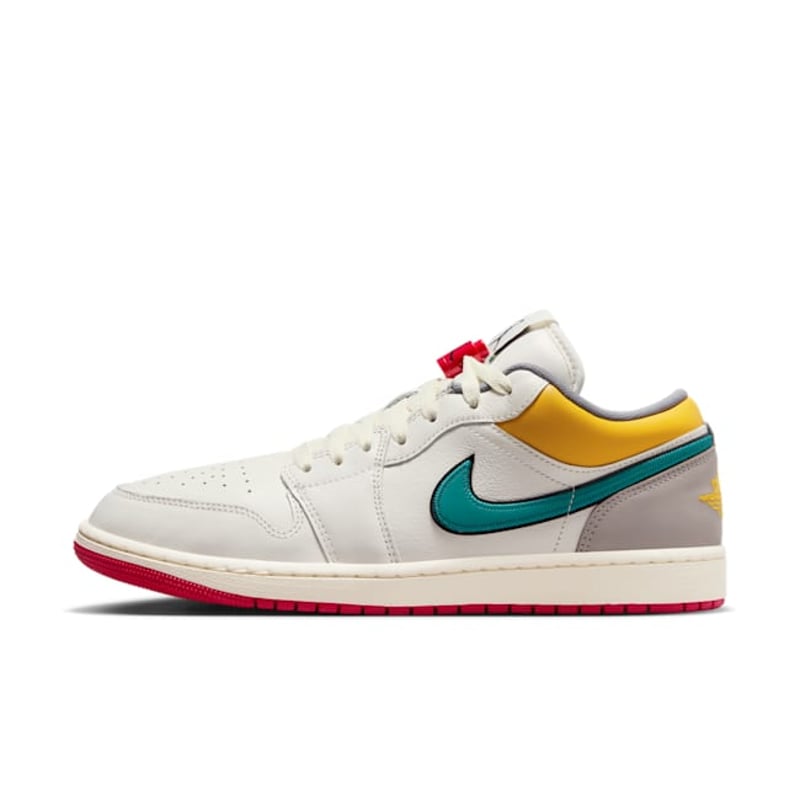 Jordan 1 Low Premium HV4511-133 01