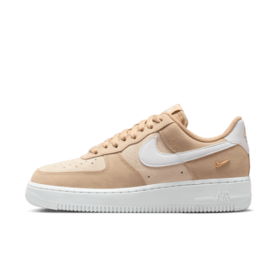 Superge Nike Air Force 1 '07 Low SE "Linen & Sand Drift" | Ženske | Sportstyle | 01 | SPORTSHOWROOM