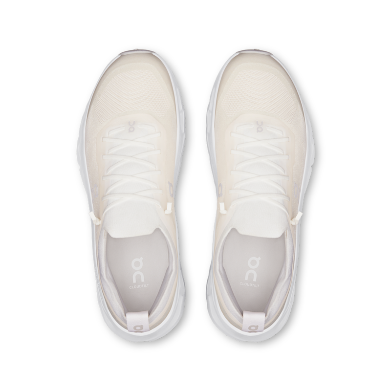 On Cloudtilt Moon x Zendaya 3MF30670664 02