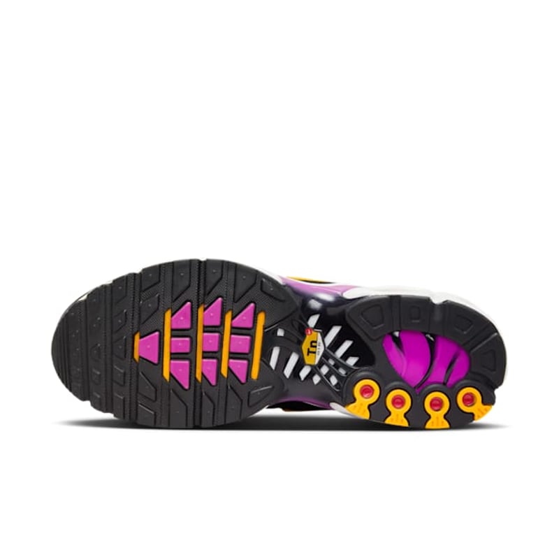 Nike Air Max Plus DZ3670-005 02