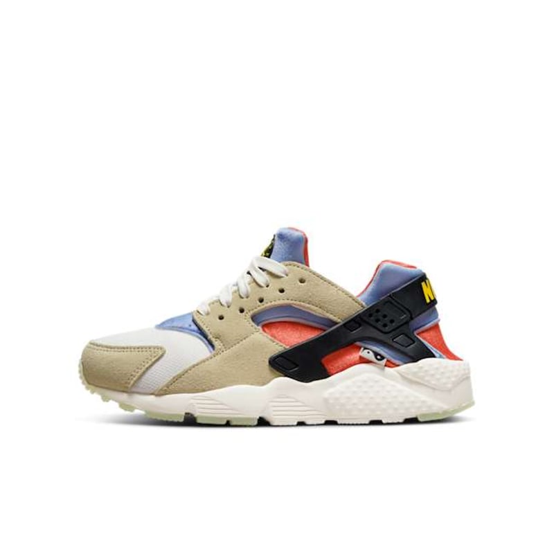 Nike Huarache Run DV2196-700 01