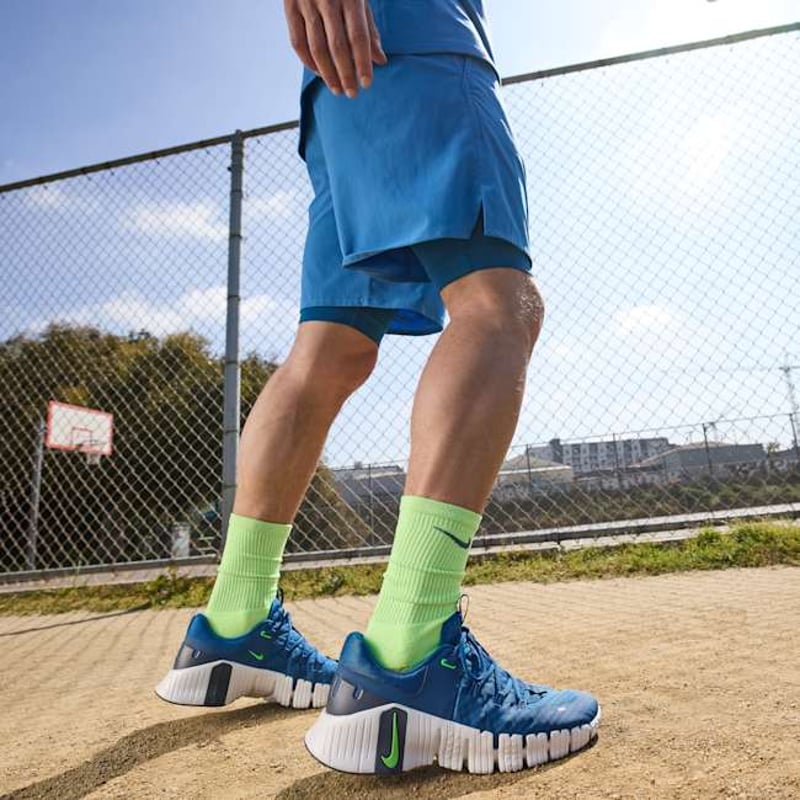 Nike Free Metcon 5 DV3949-401 02