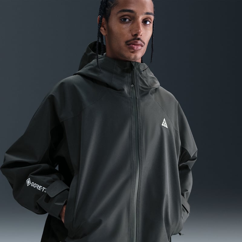 Nike ACG 'Mystery Lights' Snow HV1131-060 01