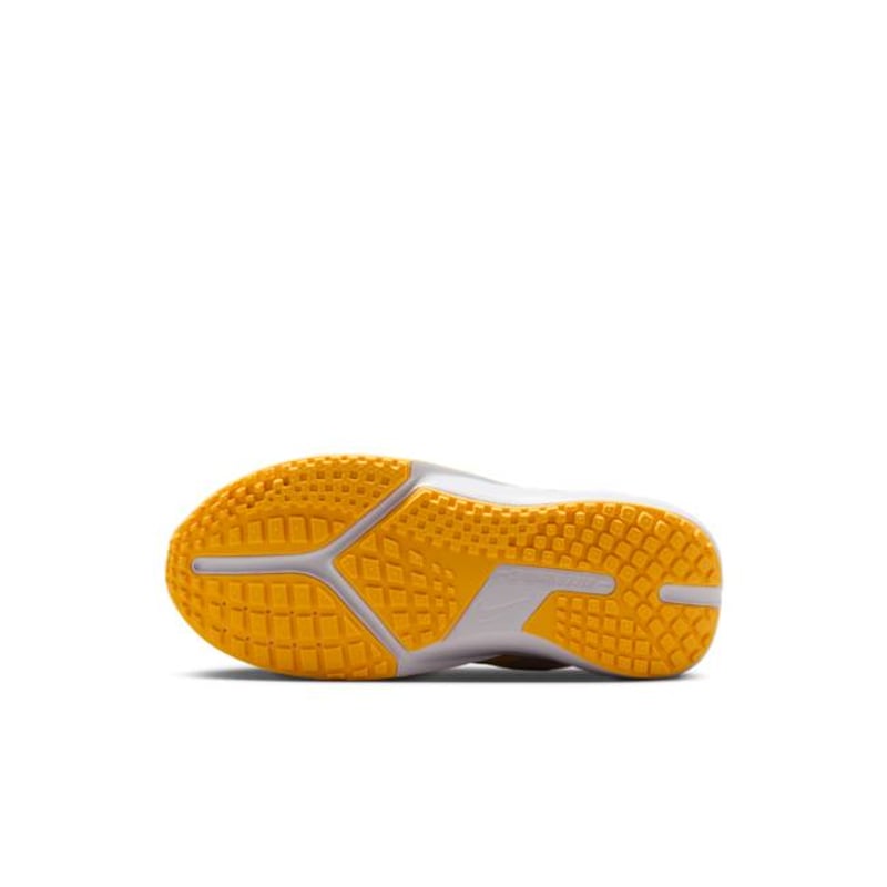 Nike Sonic Fly FZ0016-100 02