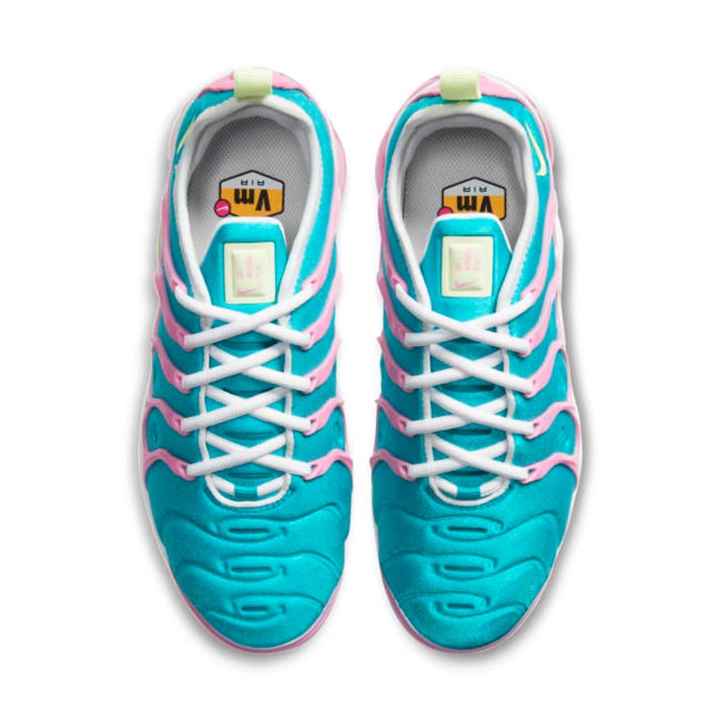 Nike Air VaporMax Plus CW7014-100 04