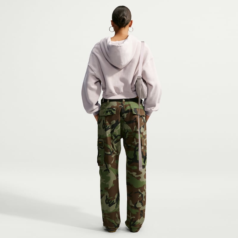 Nike Studio Fleece Medium Weight Oversized Full-Zip Cropped Hettegenser "Cream II & Sail" | Dame | | 04 | SPORTSHOWROOM