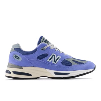 New Balance 991v2 Made in UK Summer Brights sneakerit "Baja Blue & Moon Mist" | Miehet & Naiset | Sportstyle | 00 | SPORTSHOWROOM