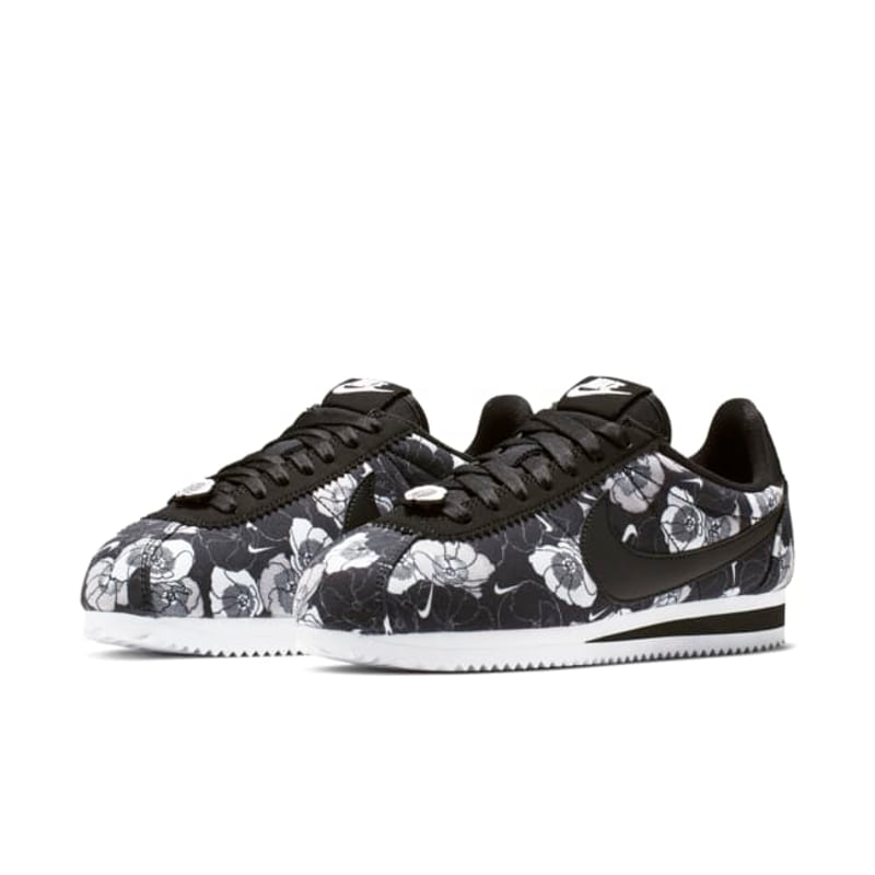 Nike Classic Cortez LX AV1338-001 04