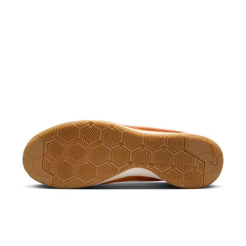 Nike Gato HQ6020-800 02