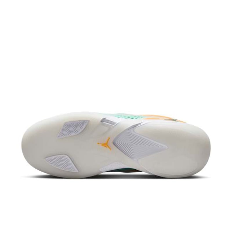 Jordan Heir Series FQ3858-101 02