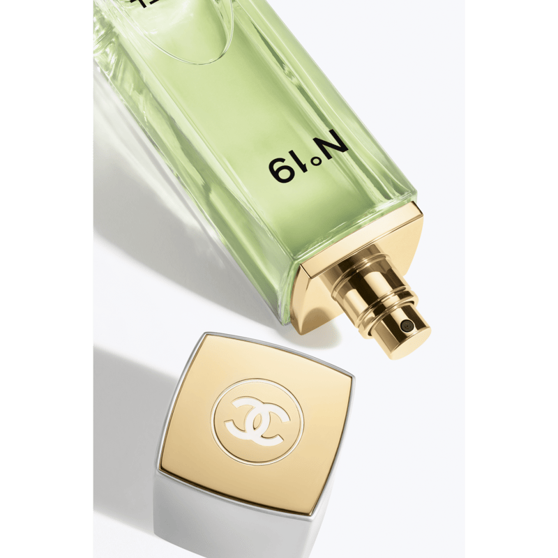 Dior N°19 N19EAUDETOILETTE 02