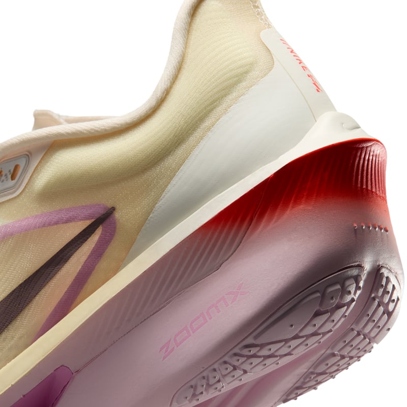 Scarpe da running Nike Zoom Fly 6 "Sail & Light Magenta" | Donna | Corsa | 08 | SPORTSHOWROOM