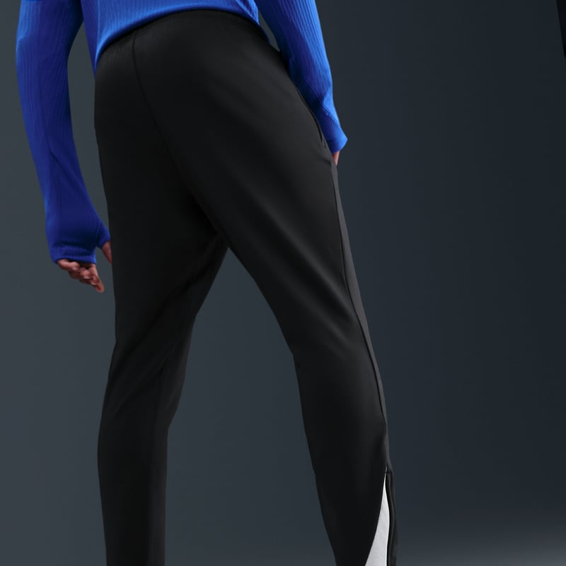 Nike Chelsea F.C. Strike Third Dri-FIT Total 90 Knit Pants "Black & Field Silver" | Men | Football | 03 | SPORTSHOWROOM