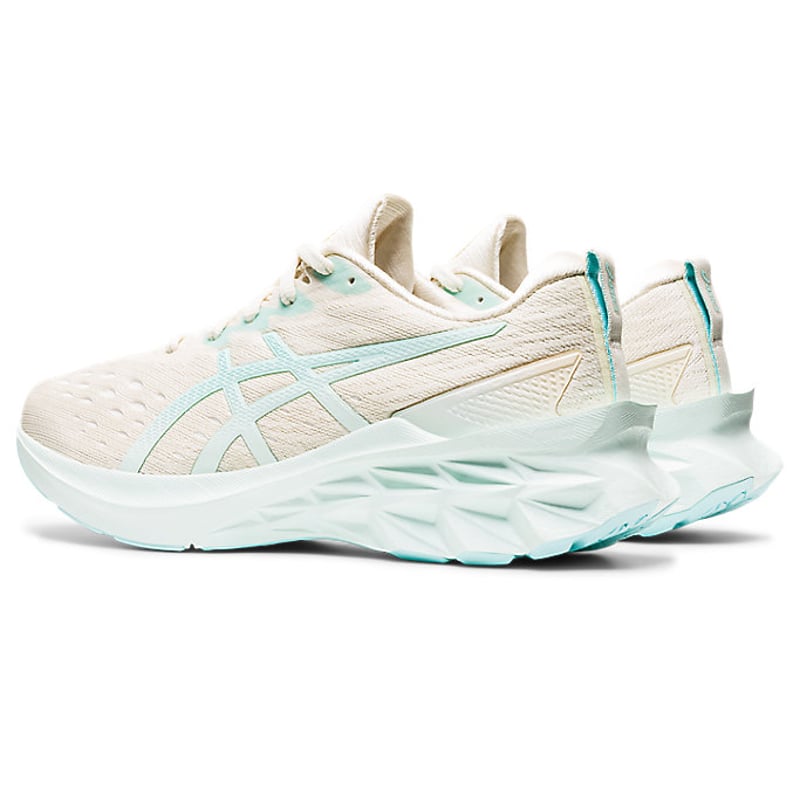 ASICS Novablast 2 1012B049-201 03