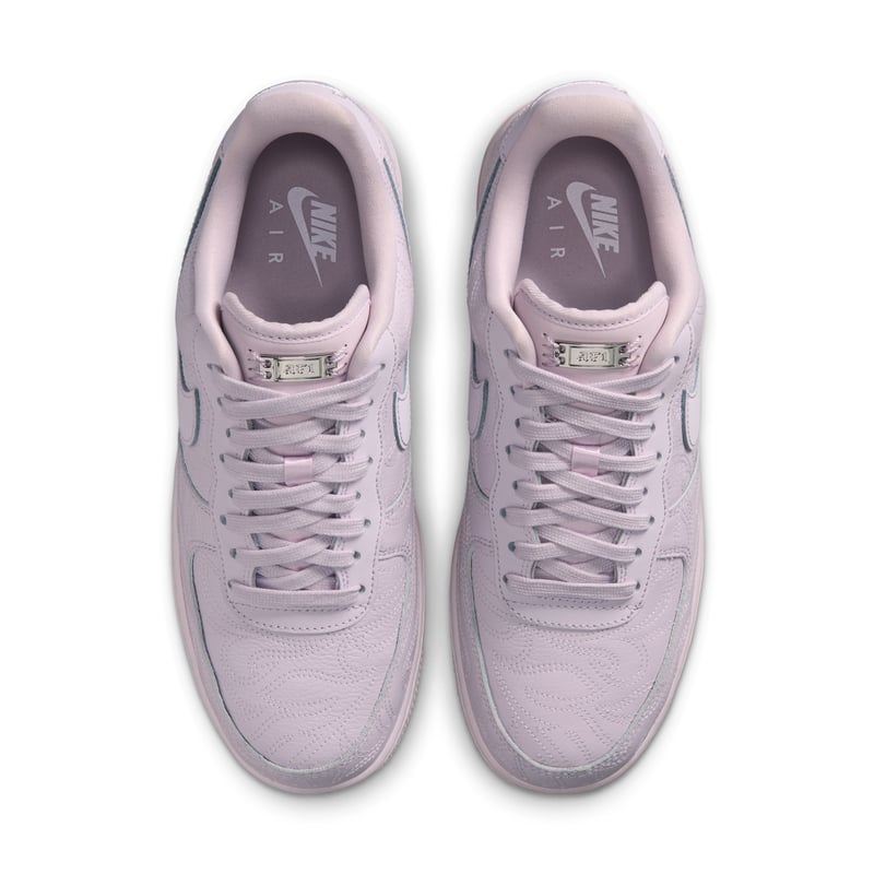 Tenisky Nike Air Force 1 '07 "Bleached Lilac" | Ženy | Sportstyle | 03 | SPORTSHOWROOM
