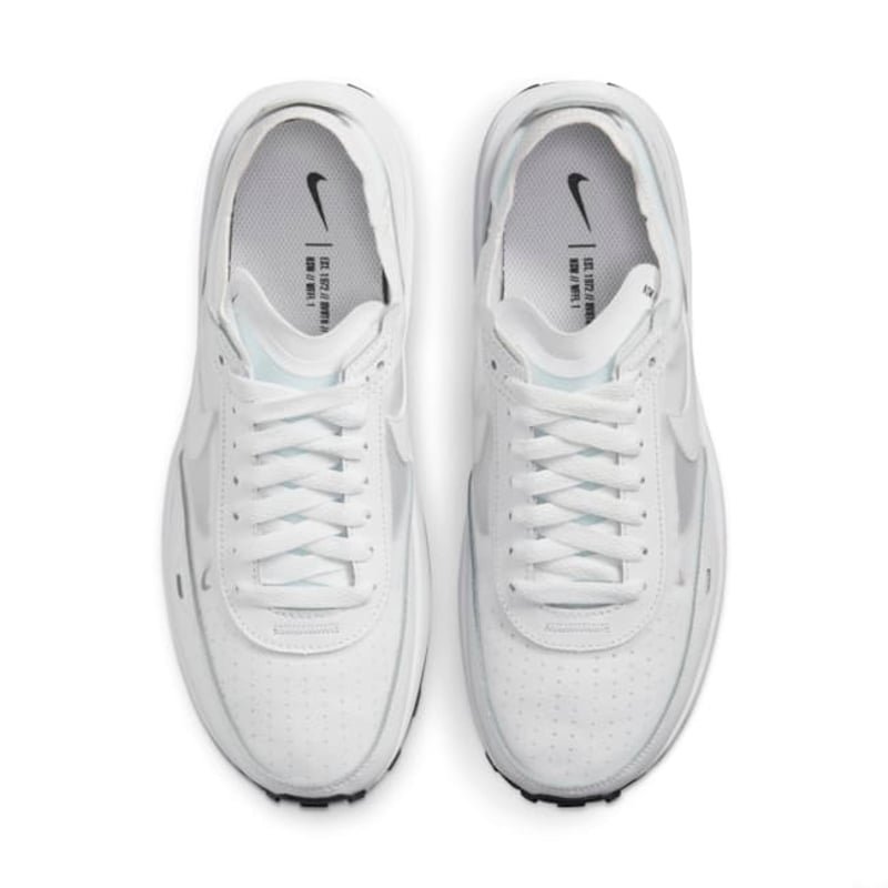 Nike Waffle One DC2533-103 05