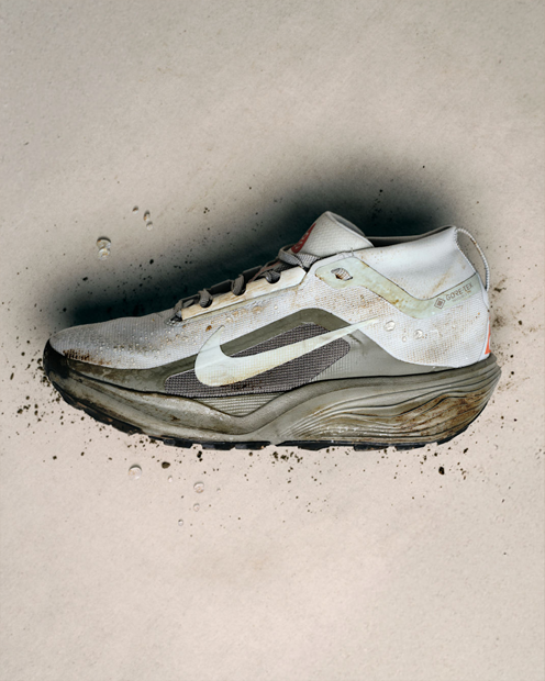 Scarpe da trail running Nike ACG Pegasus GORE-TEX "Light Silver & Light Army" | Uomo | Outdoor | 01 | SPORTSHOWROOM